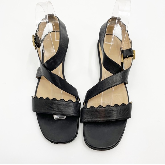 CHLOE Scalloped Criss Cross black leather sandals - Picture 2 of 9